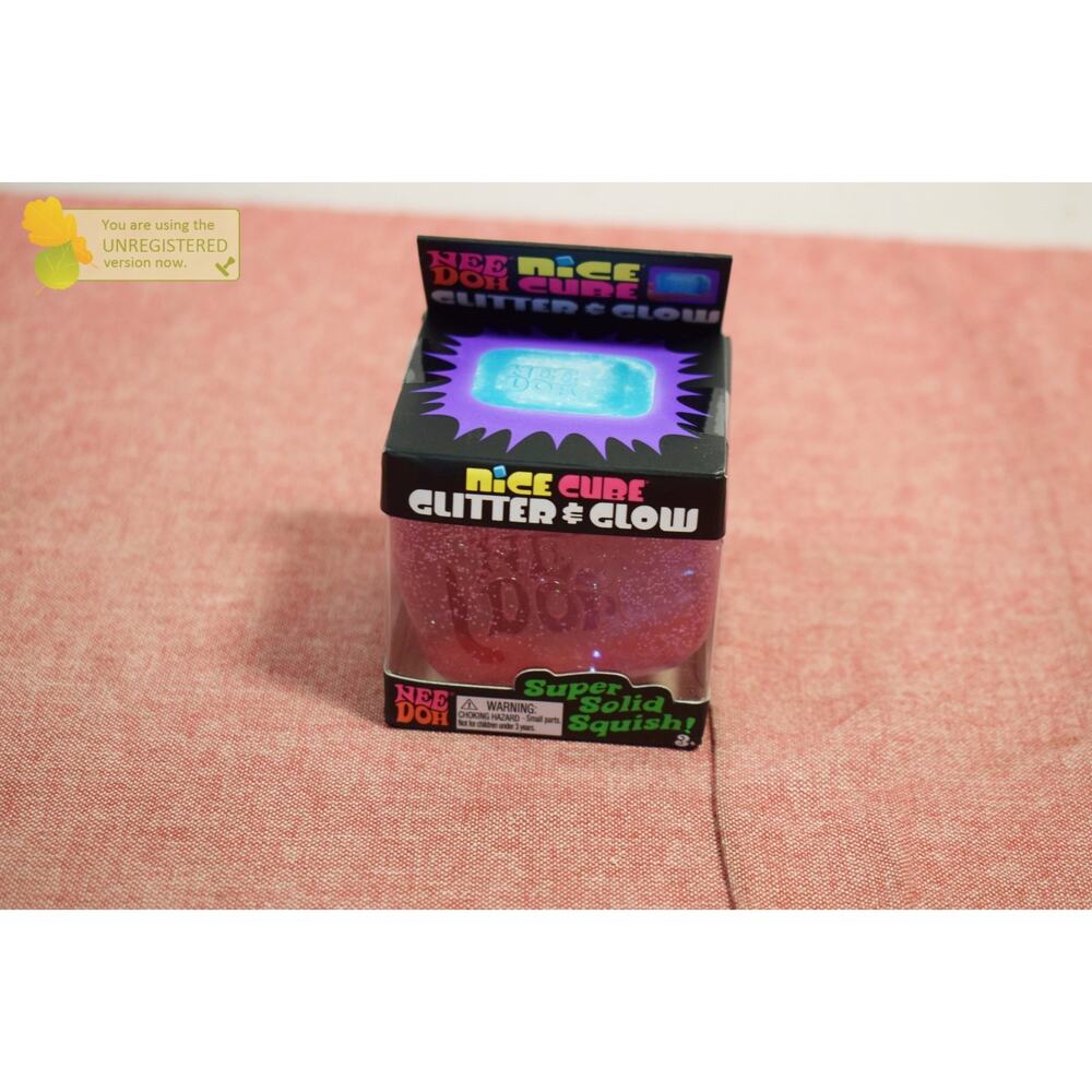NeeDoh Nice Cube Glitter and Glow Pink - Picture 3 of 8